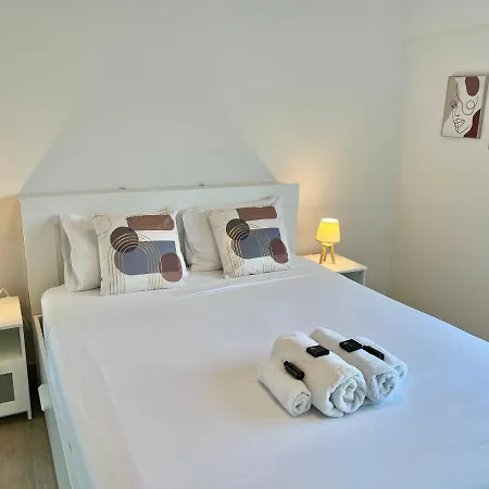 Amathus Modern Beachfront Flat * Limassol