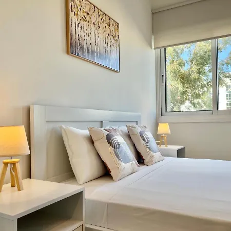 Amathus Modern Beachfront Flat